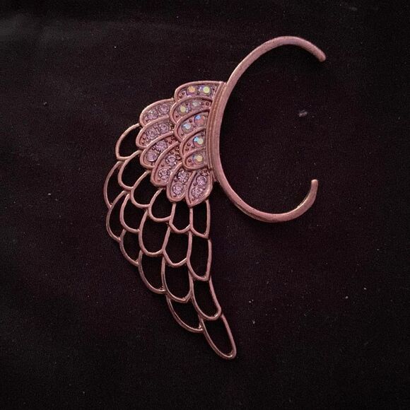 Goldtone Angel Wing Ear Cuff Earring – Fashion Jewelry, Unisex Accessory - Picture 1 of 5